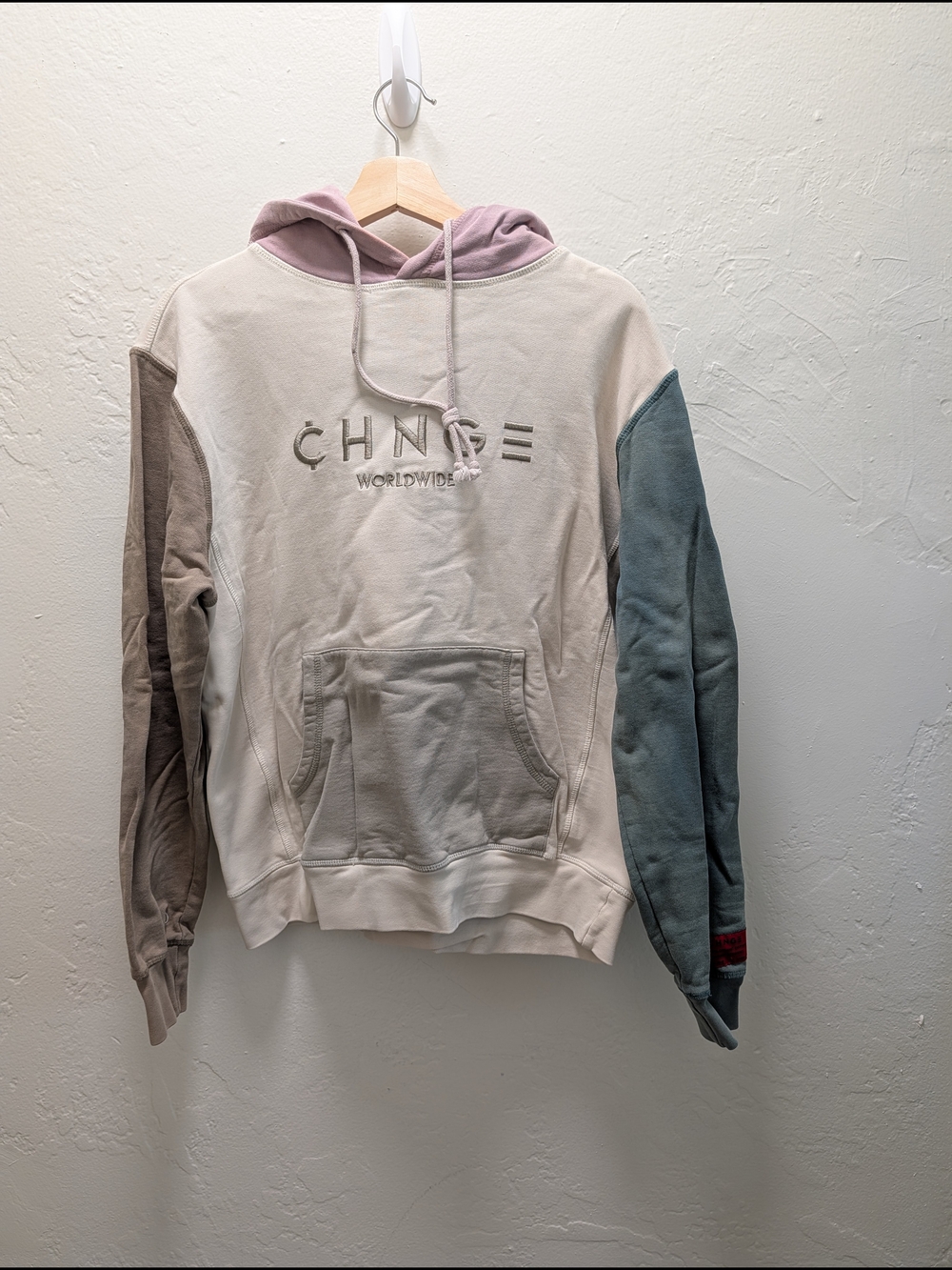 CHNGE Unisex Colorblock Hoodie With Embroidered Logo Sustainable Organic Cotton